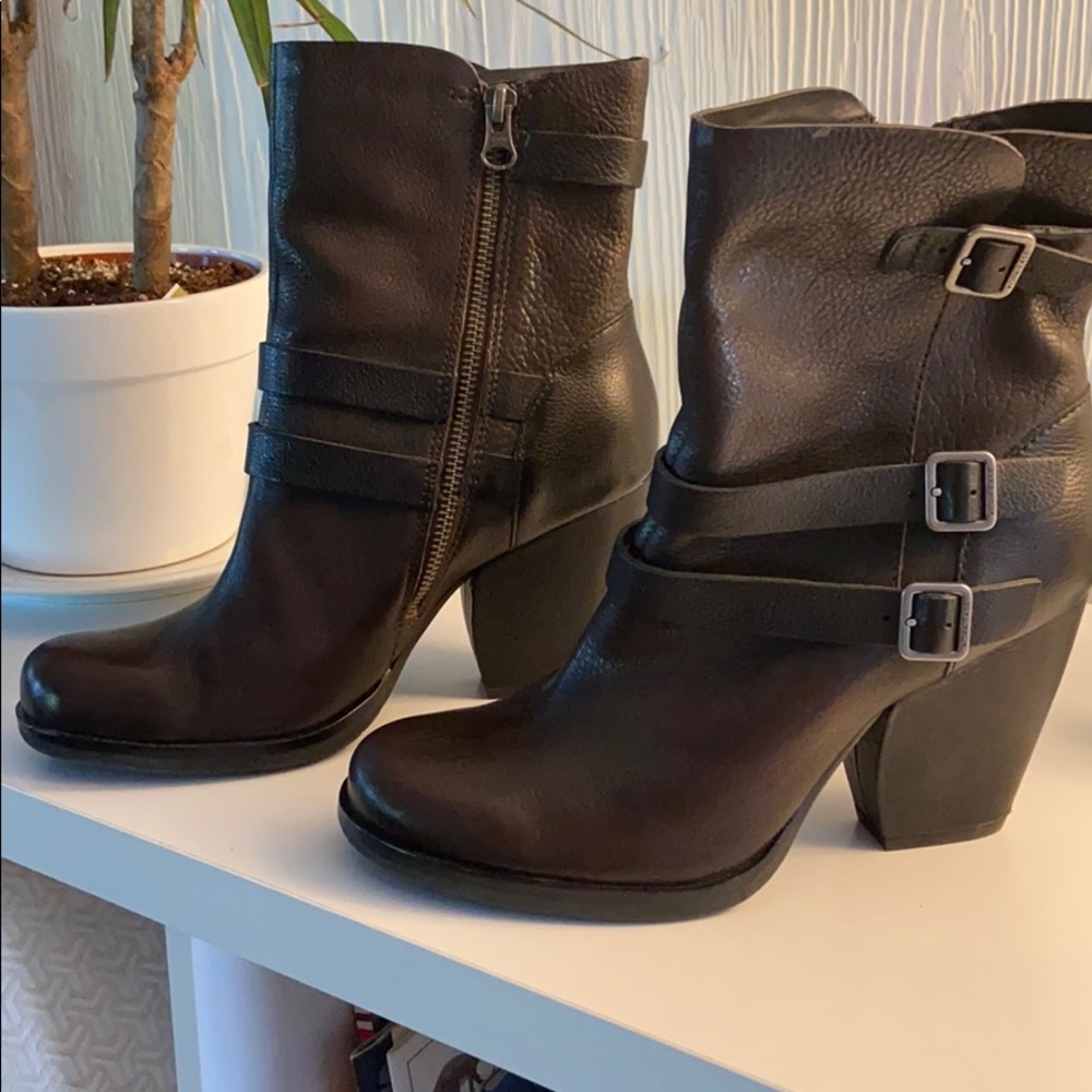 Kork Ease Leather Ankle Boots